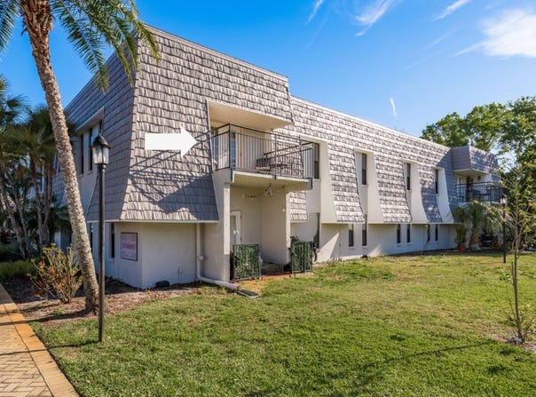 720 LYNDHURST STREET, DUNEDIN, FL 34698