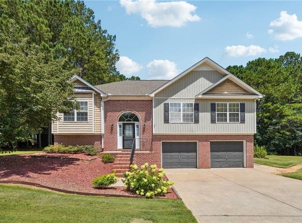 142 Greatwood Drive, White, GA 30184