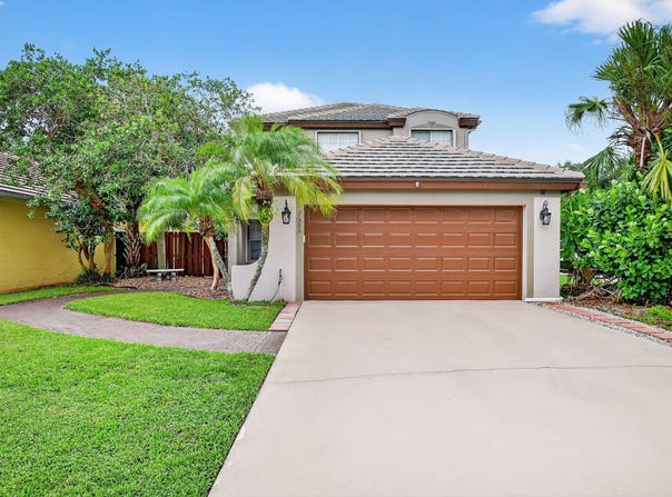 7553 Savannah Lane, Lake Worth, FL 33463