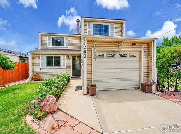 1263 Meadow St, Longmont, CO 80501