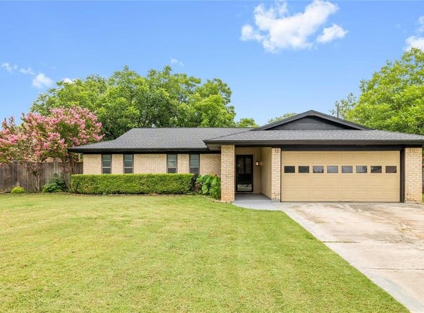 2507 16th Street, Brownwood, TX 76801