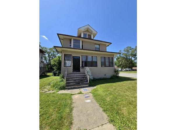 4 Warren Street, Hammond, IN 46320