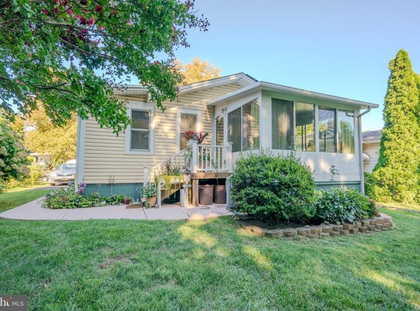 32 S HOOD Avenue, AUDUBON, NJ 08106