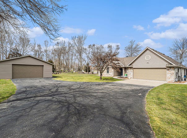 606 Woodchuck Drive, Coldwater, MI 49036
