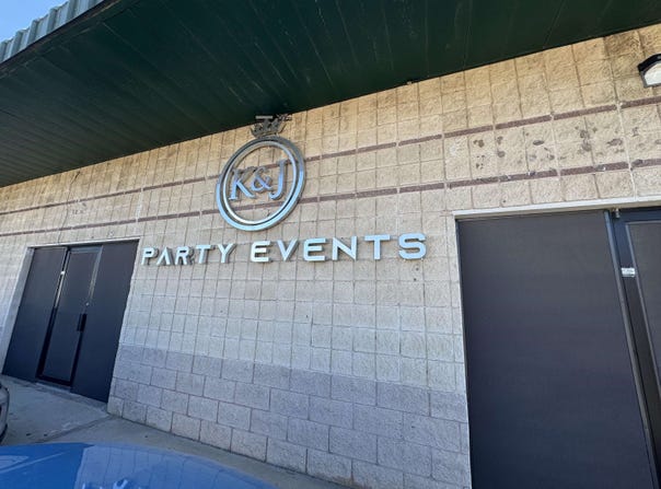 12520 Mines Rd, Laredo, TX 78045