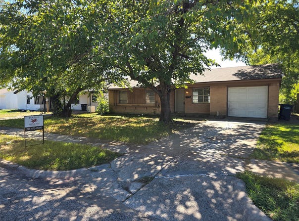 3609 Edgebrook Drive, Mesquite, TX 75150