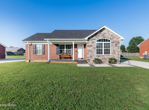 121 Shallow Springs Ct, Bardstown, KY 40004