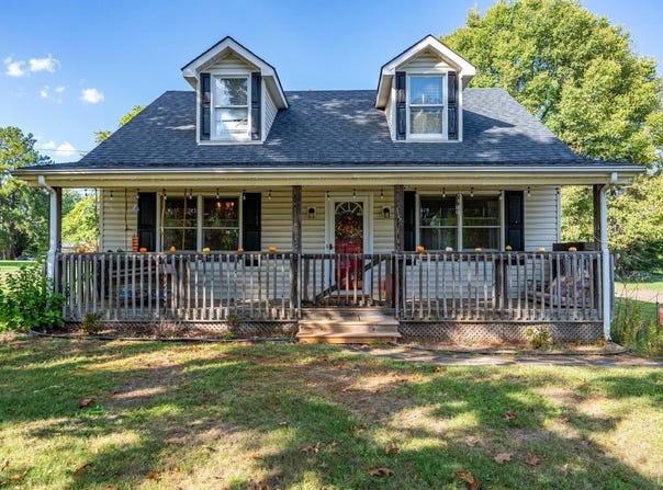 158 Pigeon Run Road, Gladys, VA 24554