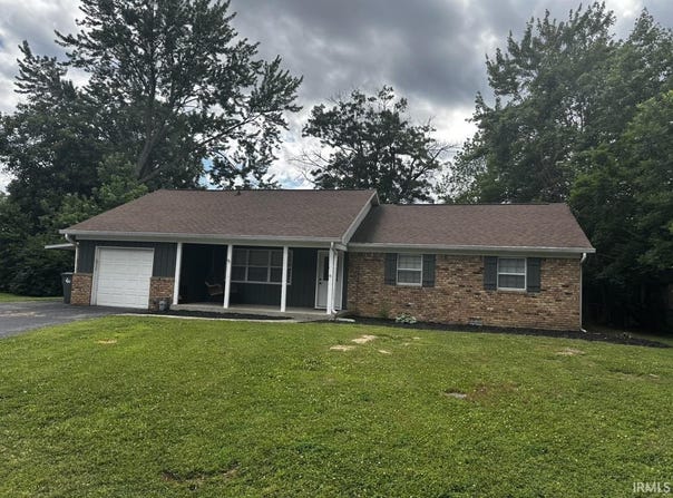 432 Chapel Hill W Drive, Indianapolis, IN 46214