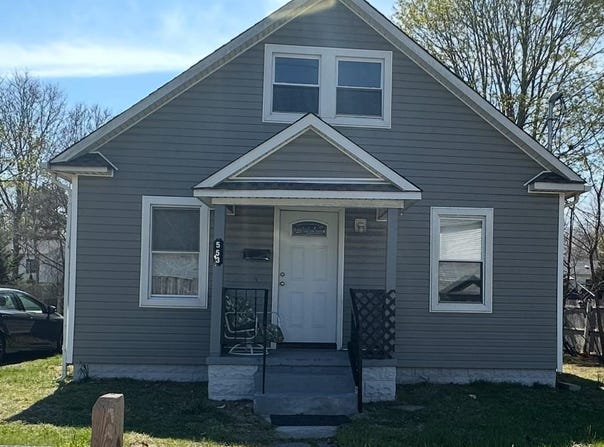 553 Raynor Avenue, Riverhead, NY 11901