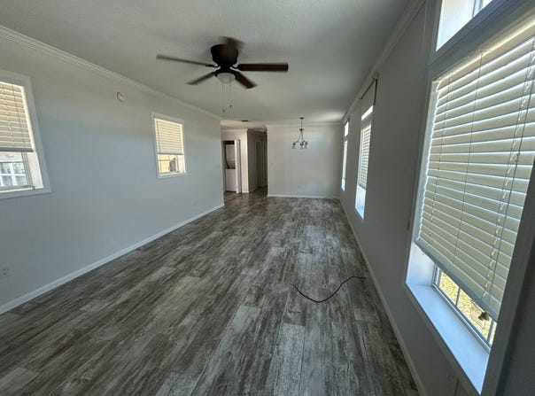 925 301 Blvd E, Bradenton, FL 34203