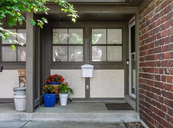 10213 Foster Street, Overland Park, KS 66212