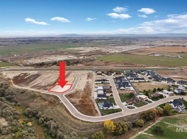 Beechcraft Cir, Greenleaf, ID 83626