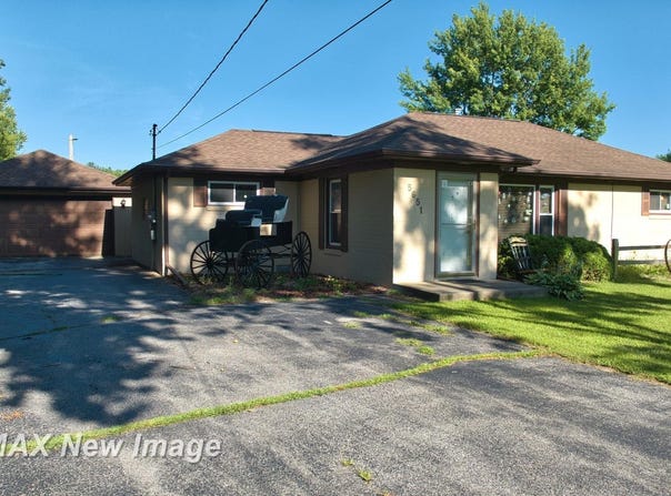 5651 Sheridan, Saginaw, MI 48601