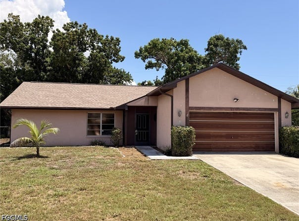 1315 SE 33rd Terrace, Cape Coral, FL 33904