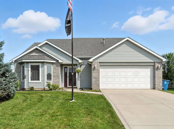 312 Canyon Drive, Auburn, IN 46706