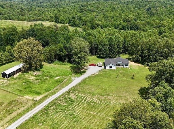 12458 Hodgenville Road, Campbellsville, KY 42718
