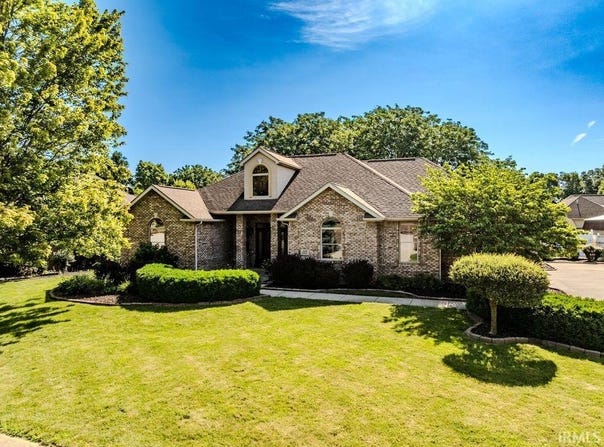 104 N Greenland Lane, Yorktown, IN 47396-9254