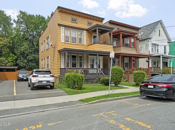8 Wilkins Avenue, Albany, NY 12206