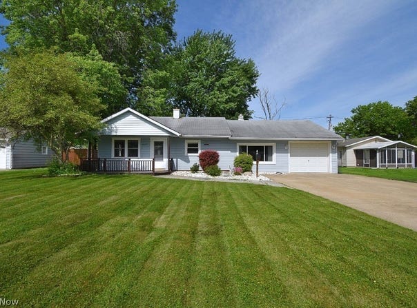 4872 Forest Road, Mentor, OH 44060