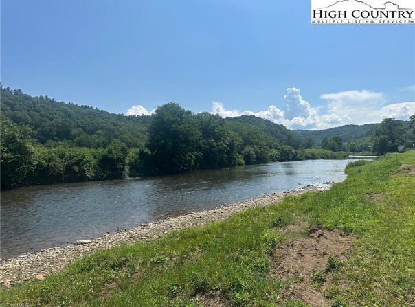 123 Railroad Grade Road, Todd, NC 28684