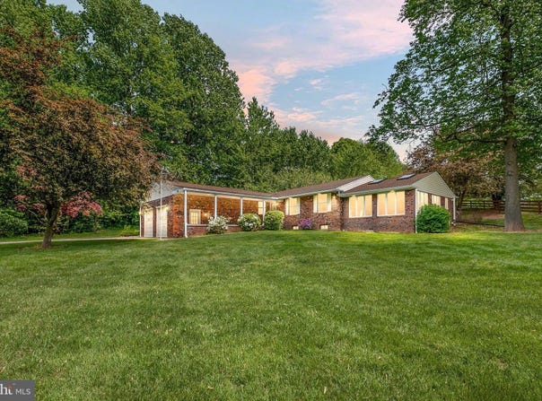 300 SUFFOLK Drive, BEAR, DE 19701