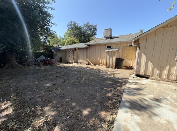 2915 Lanning Avenue, Redding, CA 96001
