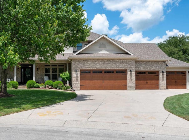 8600 W Celedon Drive, Yorktown, IN 47396