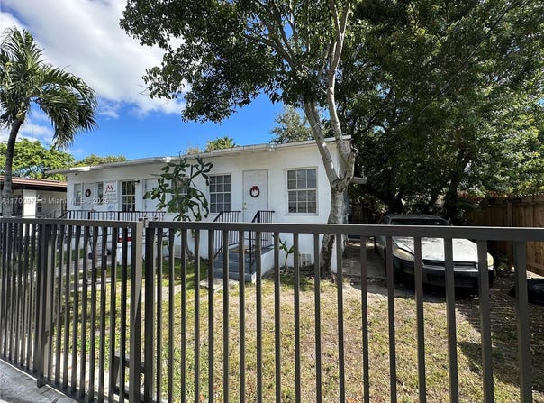 3041 NW 10th Ave, Miami, FL 33127