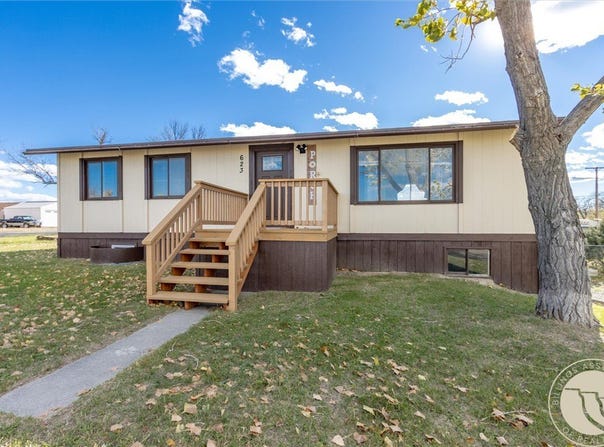 623 3rd Street E, Roundup, MT 59072