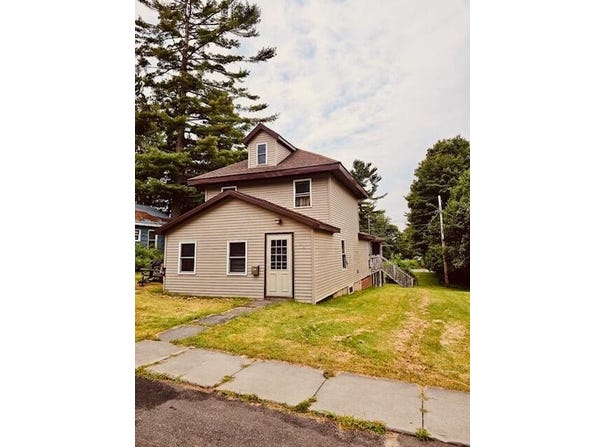 44 Lakeview Ave Avenue, Tupper Lake, NY 12986