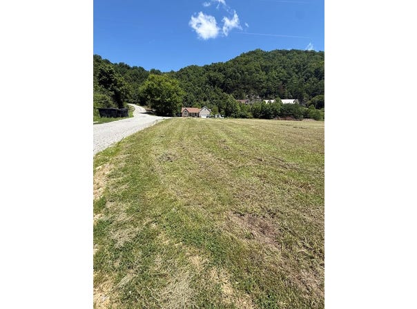 Cam Branch lot: 2, Harold, KY 41635
