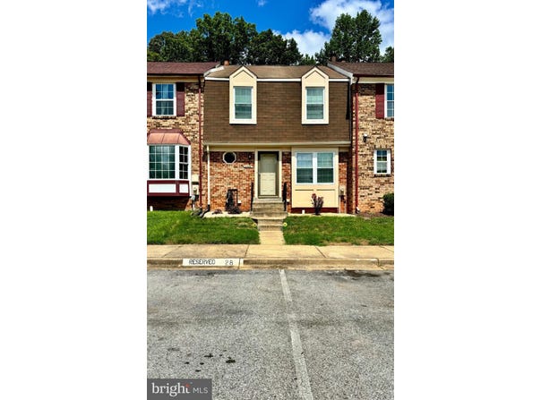 10528 STORCH Drive, LANHAM, MD 20706