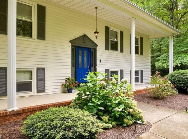 692 Beauchamp Road, Advance, NC 27006