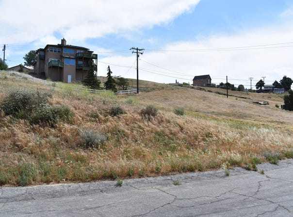 42624 Arrowrock Drive, Lake Elizabeth, CA 93532