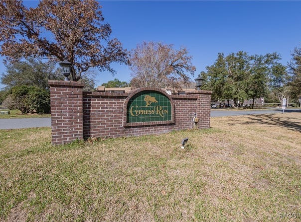 1 Cypress Run unit: 11B, Homosassa, FL 34446