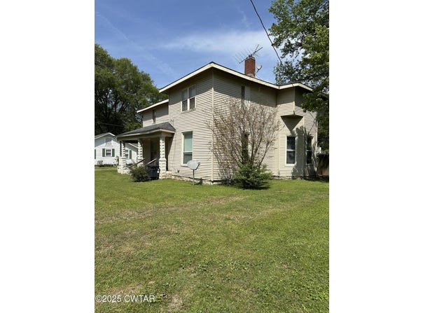 210 S College Street, Halls, TN 38040