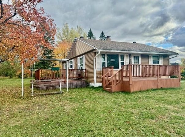 5476 Garden Drive, Mt. Iron, MN 55768