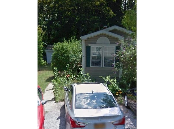 1538 Speonk-Riverhead Rd, Speonk, NY 11972