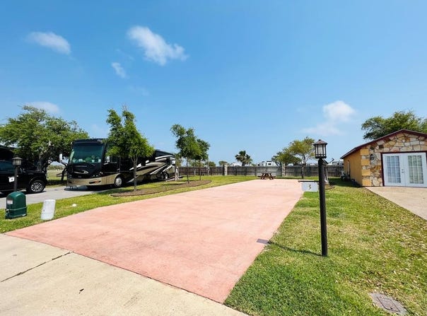 3 Augusta Circle, Aransas Pass, TX 78336