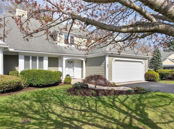 90 Woods Way, North Kingstown, RI 02852