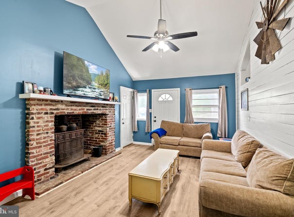 159 RAILROAD AVENUE, FRANKLINVILLE, NJ 08322