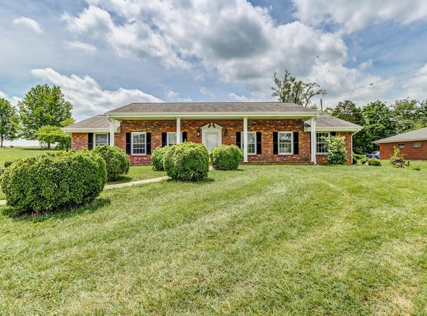 2231 Hardy RD, Vinton, VA 24179