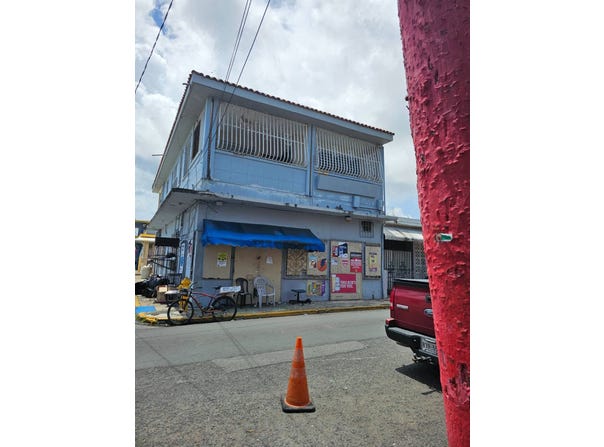 951 C. Espiritu Santo, Loiza, 00772
