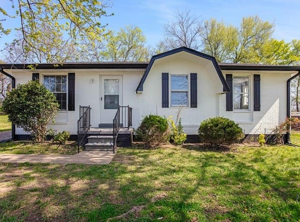 923 ROSE, HOPKINSVILLE, KY 42240