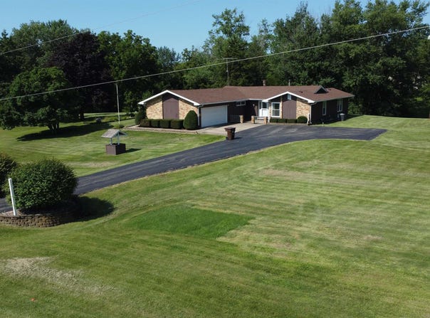 1667 346Th Avenue, Wever, IA 52658