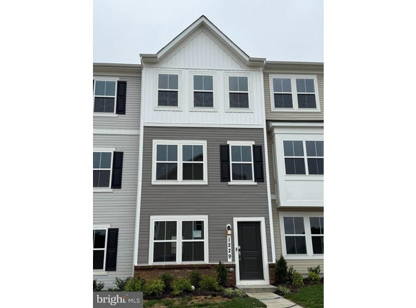 1335 CEDAR VALLEY ROAD, RANSON, WV 25438