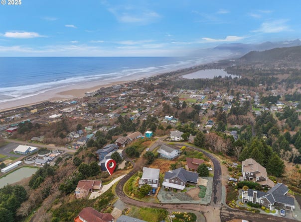 Longview Loop, RockawayBeach, OR 97136