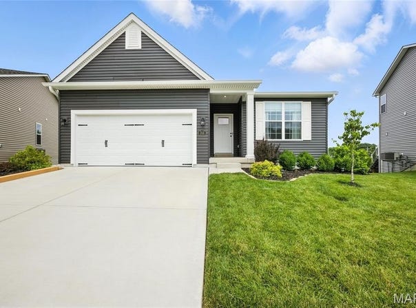 213 Dell View Drive, Arnold, MO 63010
