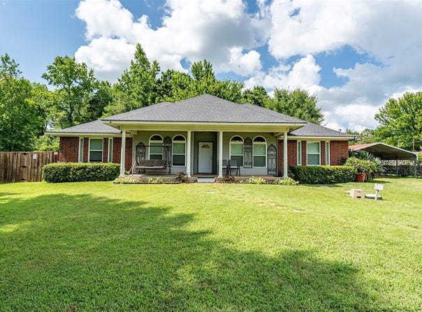 661 Balmorea Drive, Bullard, TX 75757